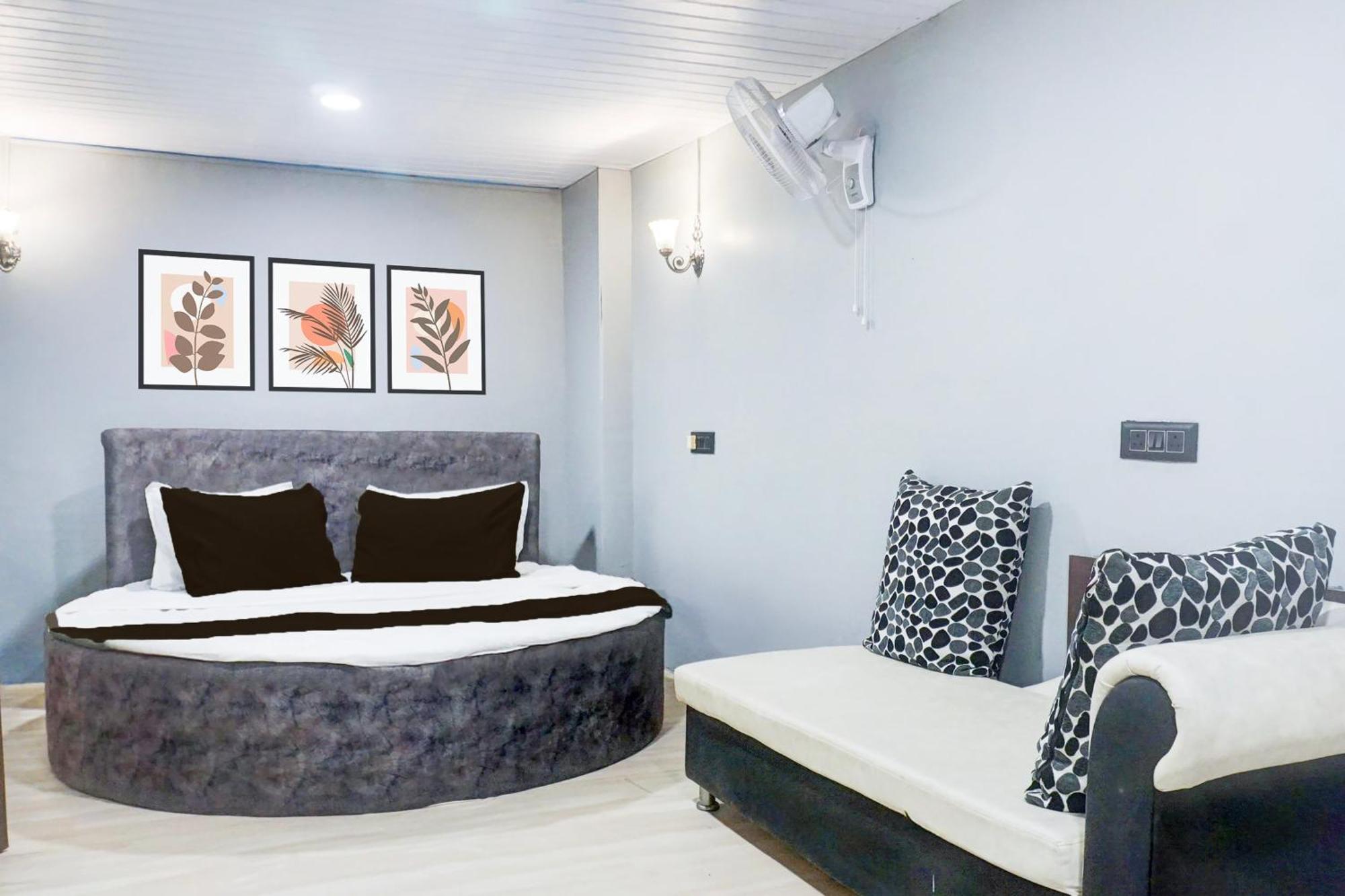 Hotel O The Highstreet Hometel Pune Extérieur photo