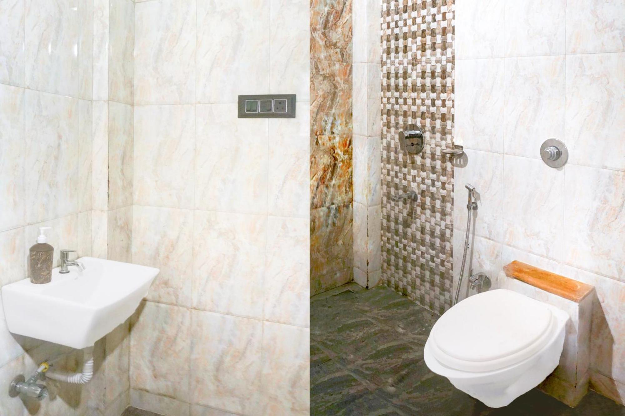 Hotel O The Highstreet Hometel Pune Extérieur photo