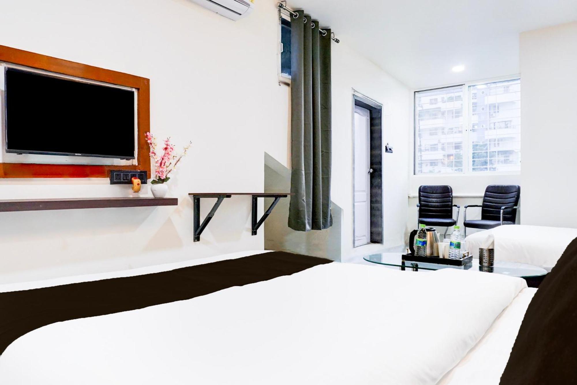 Hotel O The Highstreet Hometel Pune Extérieur photo